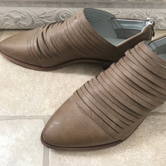 LAST 2️⃣Oil Finish Ankle Bootie - Picture 5 of 8